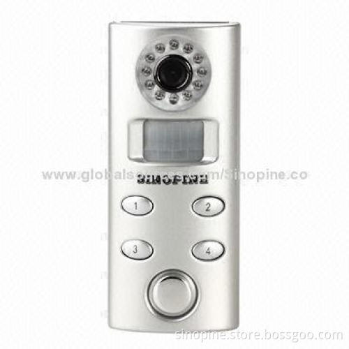 Easy-to-use solar camera alarm